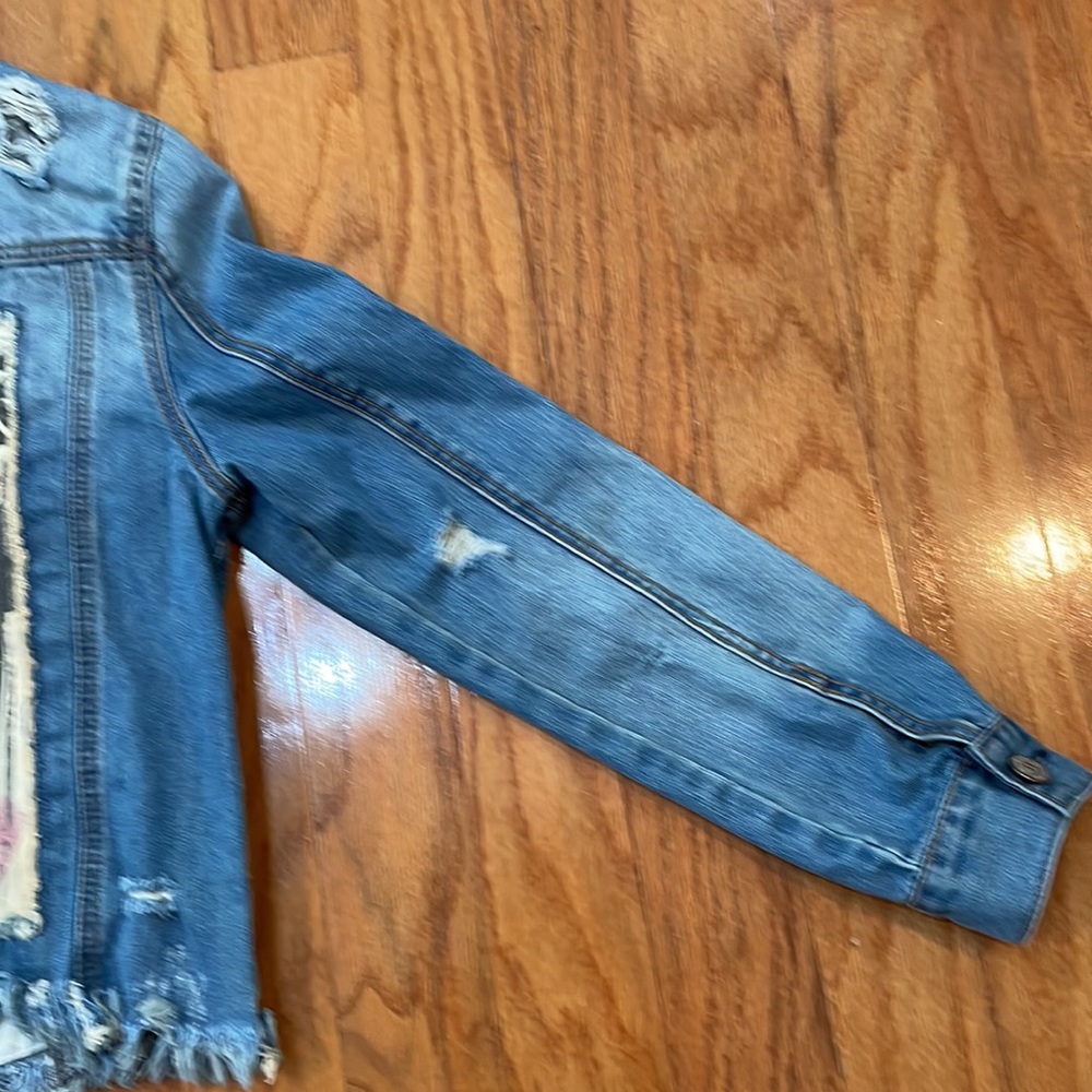 Bethany Mota 100% Cotton Size Medium Jean Jacket Punk Lives Frayed Hems Blue - Picture 11 of 14